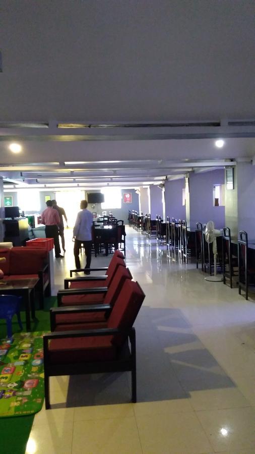 Mayura Hotel Мапуса Екстериор снимка